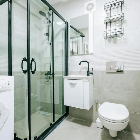 Flat W Garden 5 Min To Citys And Metro In Sisli Istanbulská provincie