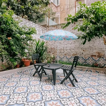 Apartmán Flat W Garden 5 Min To Citys And Metro In Sisli Istanbulská provincie